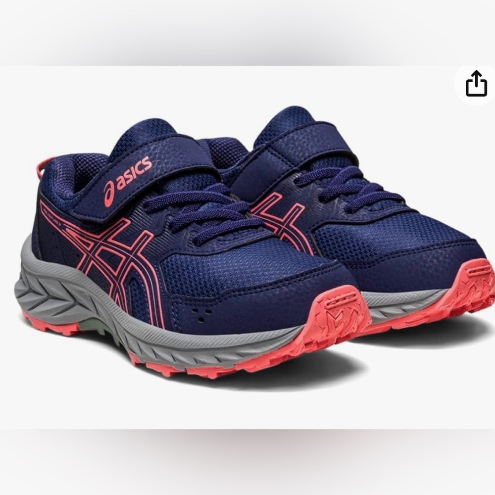 🤍 Brand new in box Asics little girls sneakers 🤍